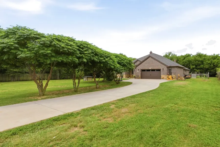 6270 High Mesa Drive, Justin, TX 76247 - #2
