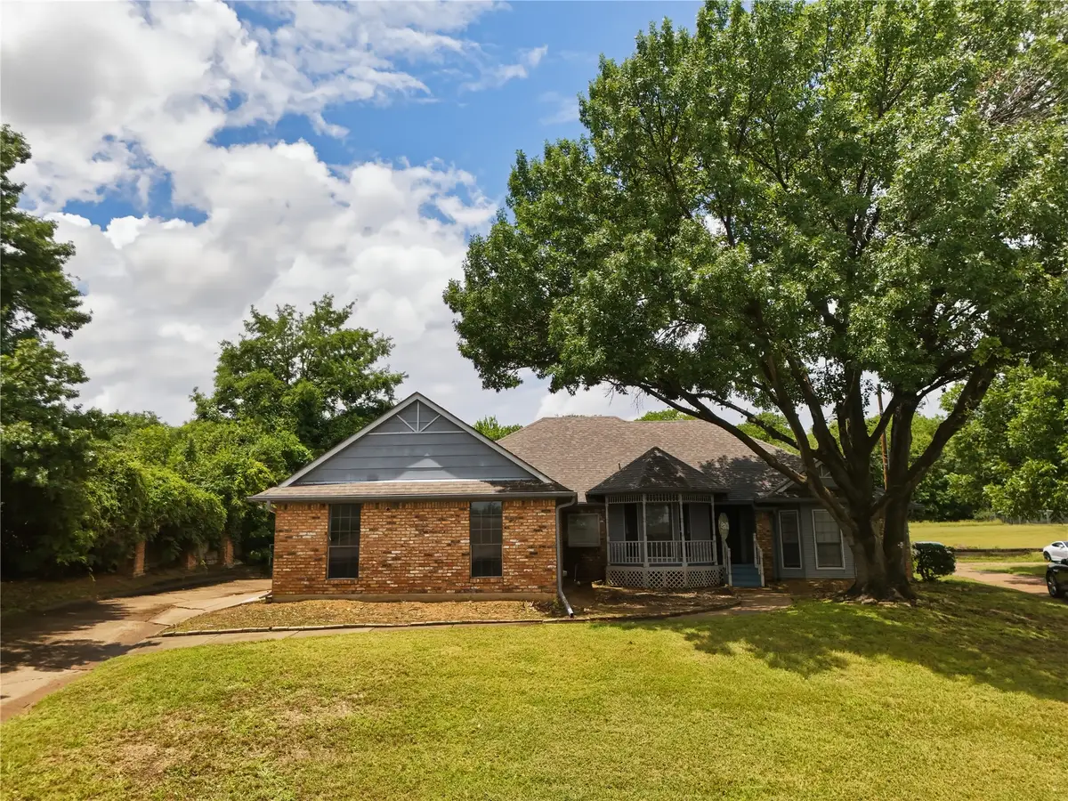 1905 Wedgewood Drive, Grand Prairie, TX 75050 - #1