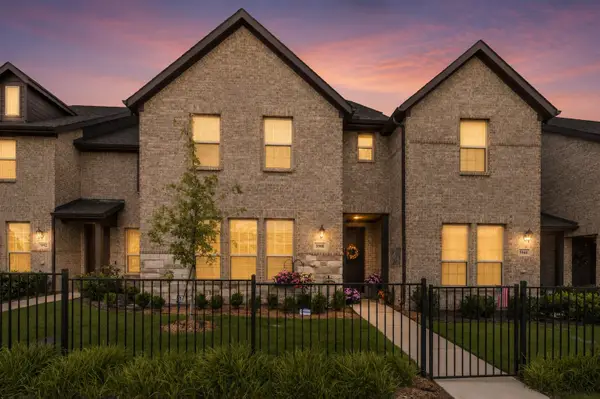 5948 Bursey Road, Watauga, TX 76148