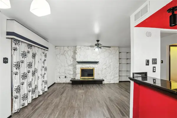 1719 E Grauwyler Road #103, Irving, TX 75061