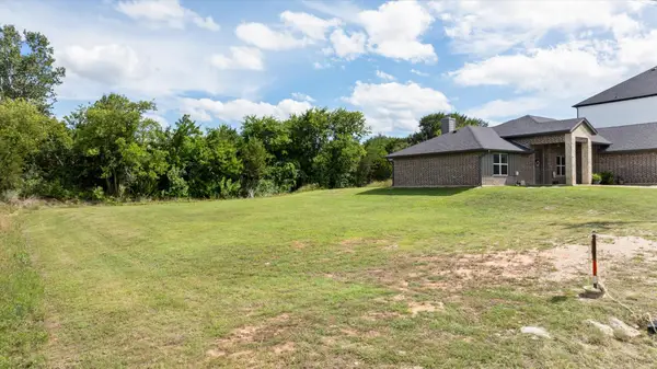 2125 Christine Drive, Granbury, TX 76048