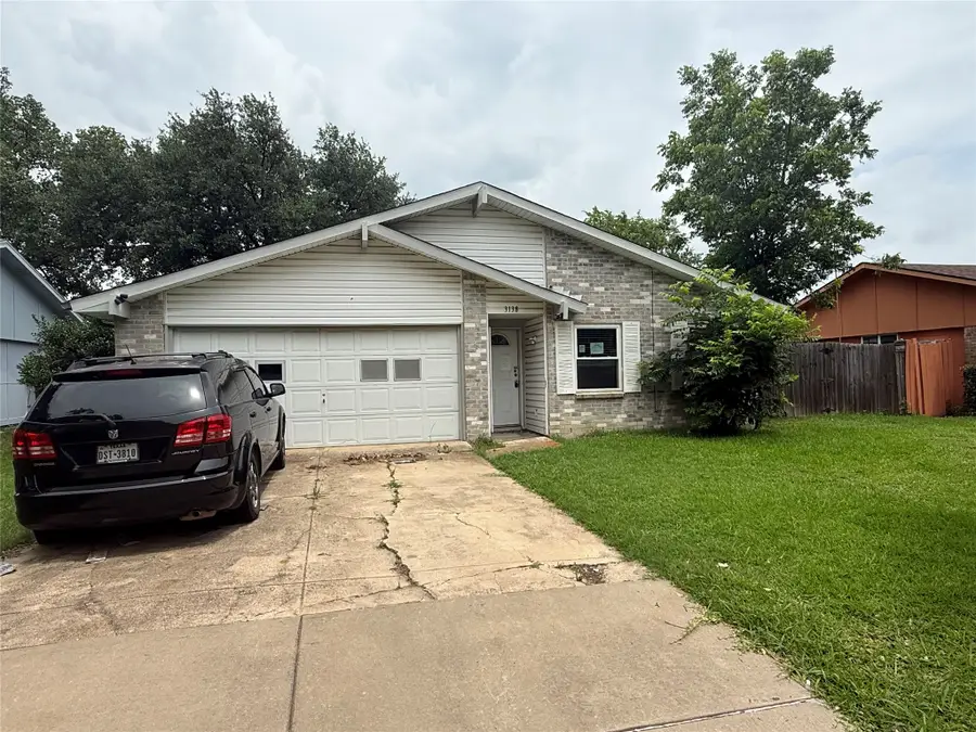 3138 Abbey Road, Carrollton, TX 75007 - #2
