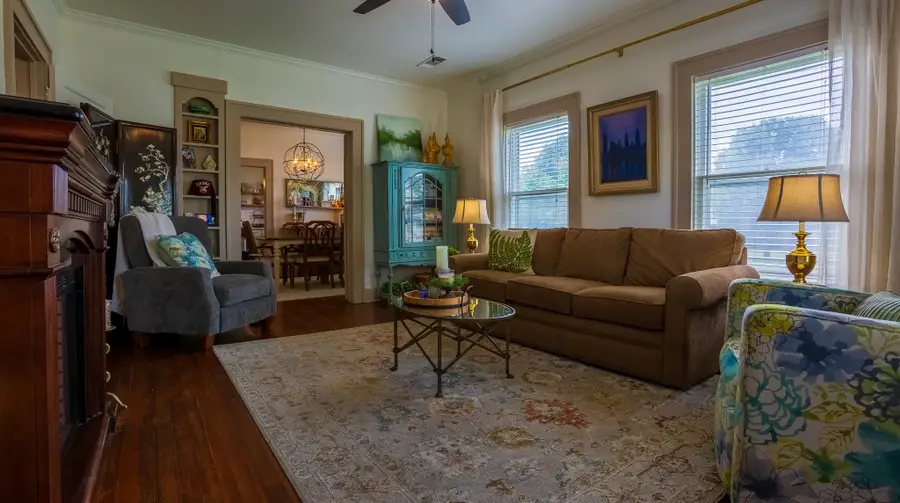 611 Grayson Street, Nocona, TX 76255 - #3
