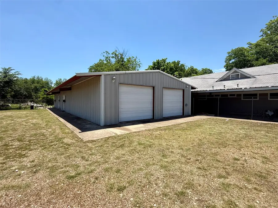 408 Live Oak St Street, Marlin, TX 76661 - #3