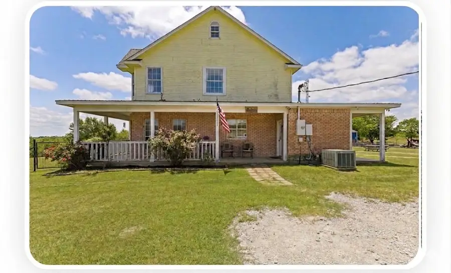 944 Land Of Goshen Drive, Springtown, TX 76082 - #3