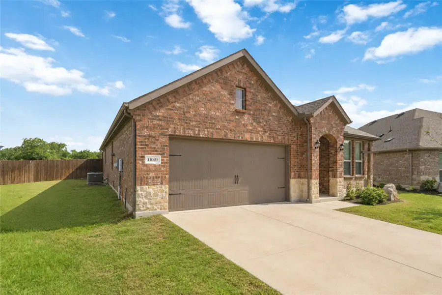 11005 Mustang Trail, Aubrey, TX 76227 - #3