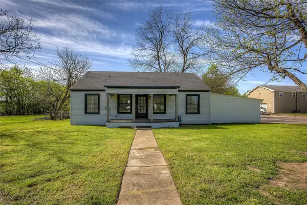 1929 Stanford Street, Greenville, TX 75401