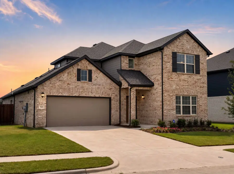 7601 Santolina Drive, Justin Roanoke, TX 76226 - #2