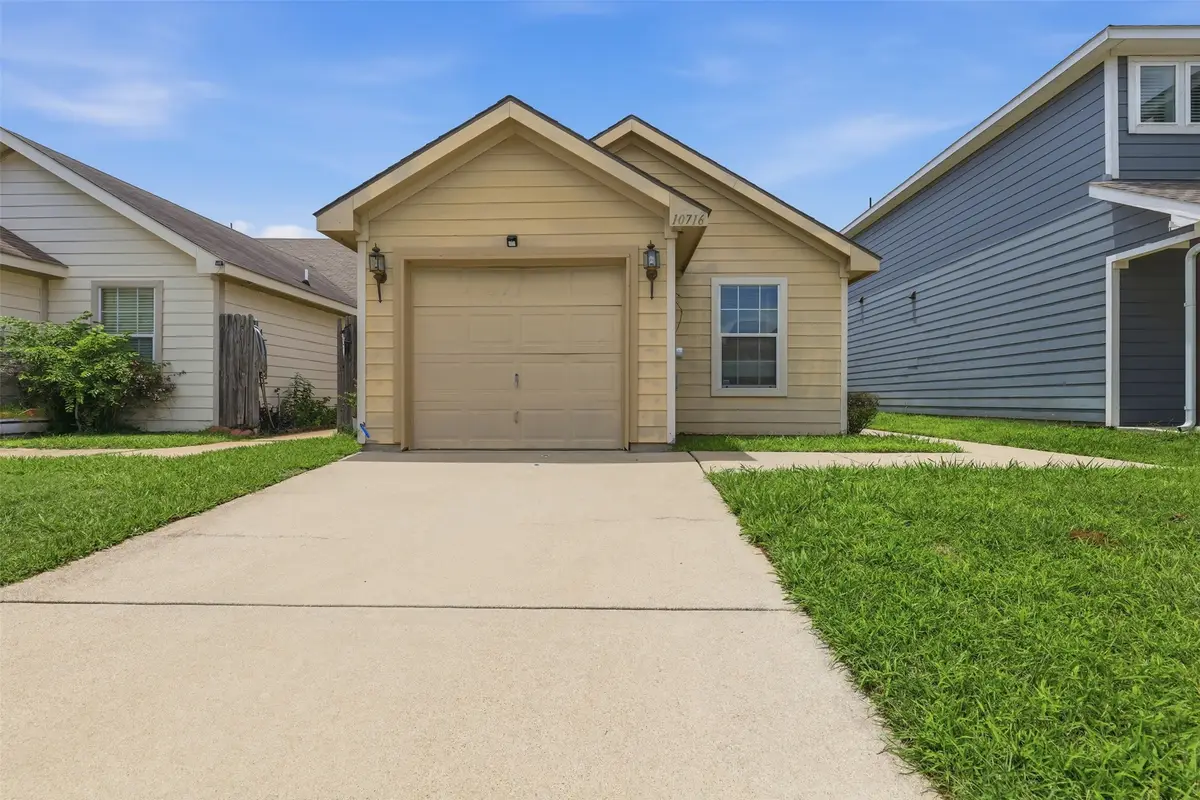 10716 Wild Oak Drive, Fort Worth, TX 76140 - #1
