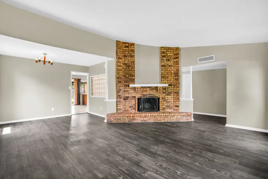 1917 Vine Drive, Garland, TX 75040 - #3