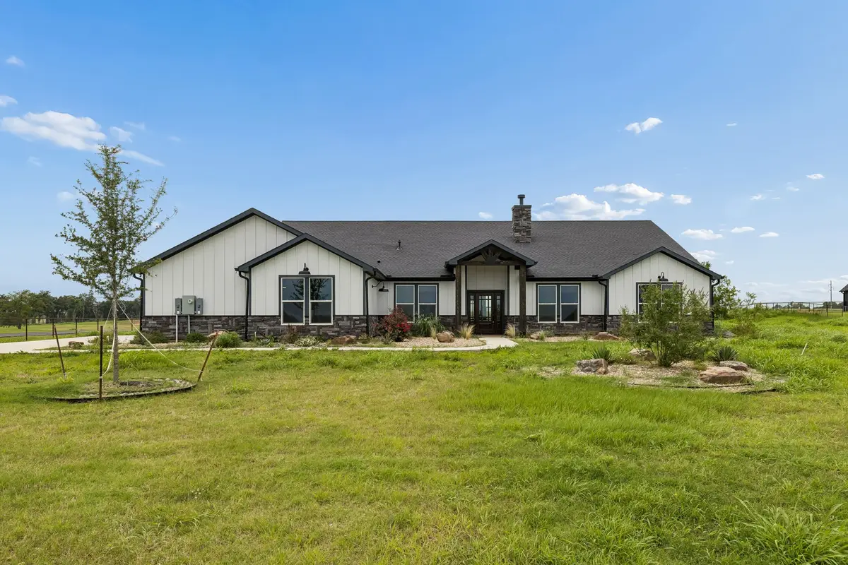 835 Club Lake Road, Whitesboro, TX 76273 - #1