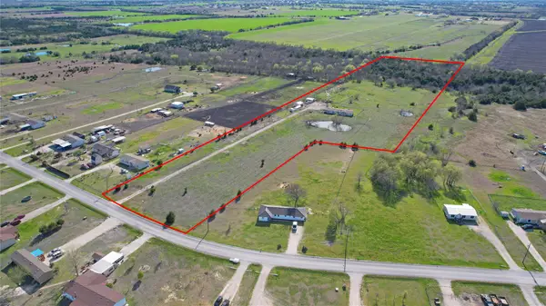 1528 County Rd 697, Farmersville, TX 75442