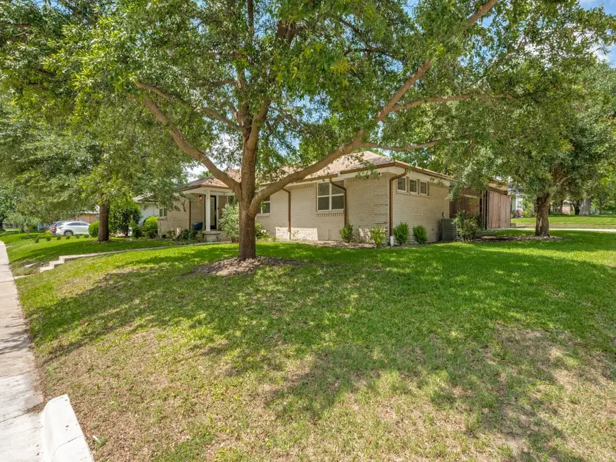 6632 Ridgemont Drive, Dallas, TX 75214 - #2