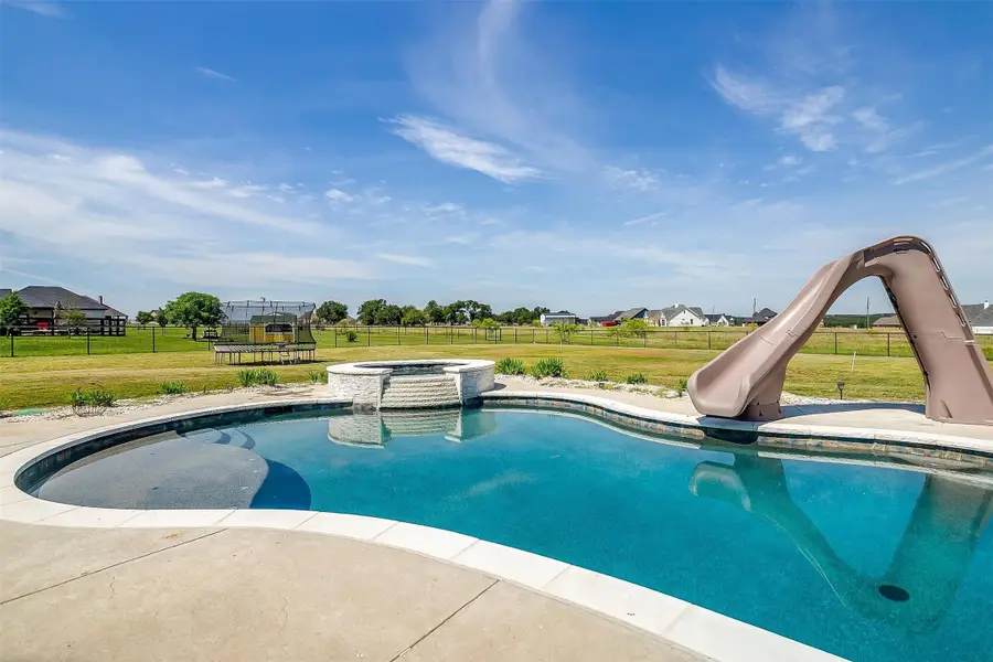 161 El Dorado Trail, Millsap, TX 76066 - #2