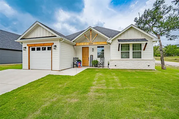 5900 S Lakeside Hills Court, Granbury, TX 76048