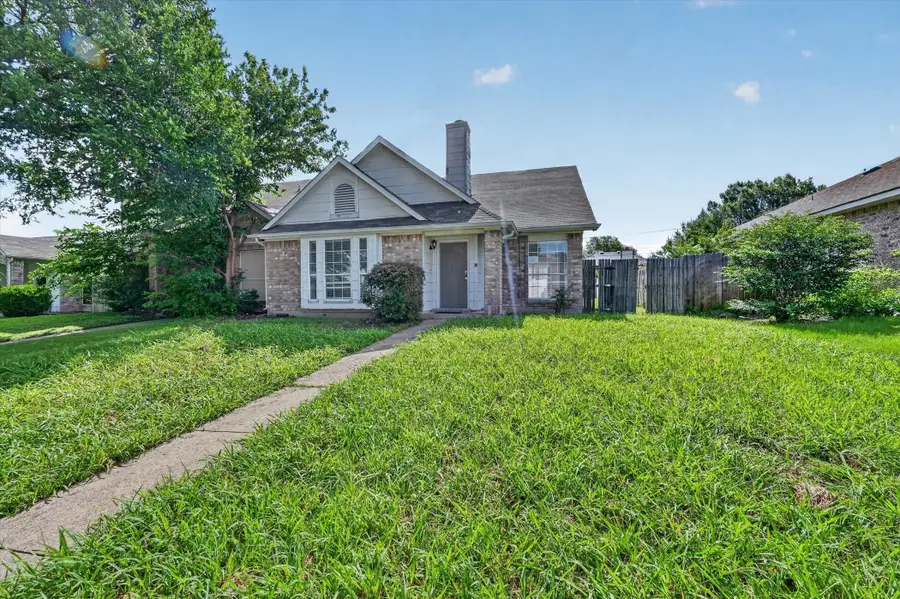 6611 Olivewood Drive, Arlington, TX 76001 - #3