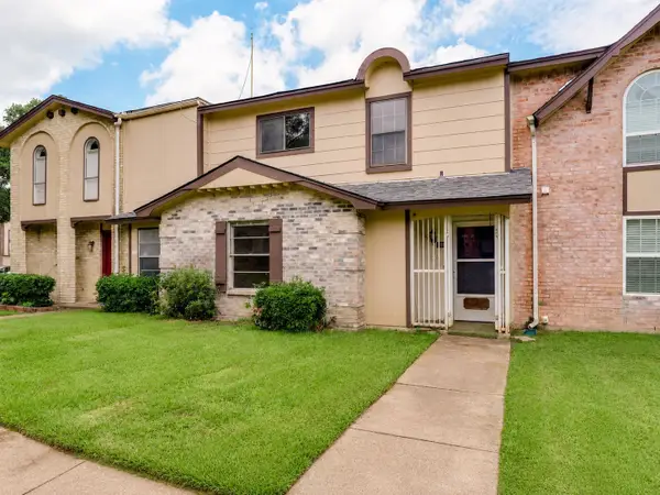 2325 Overland Lane, Arlington, TX 76014
