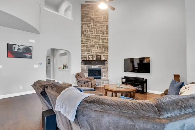 421 Summer Grove Drive, Midlothian, TX 76065 - #3