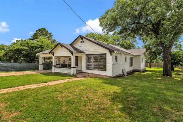 210 S 5th Street, Gatesville, TX 76528