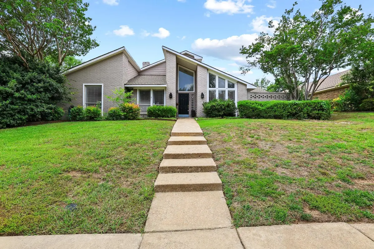 1925 Country Club Drive, Plano, TX 75074 - #1