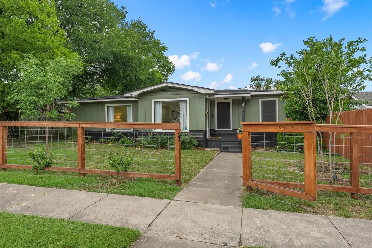 3709 Parkwood Street, Waco, TX 76710 - #1