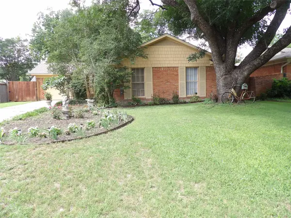 710 James Drive, Richardson, TX 75080