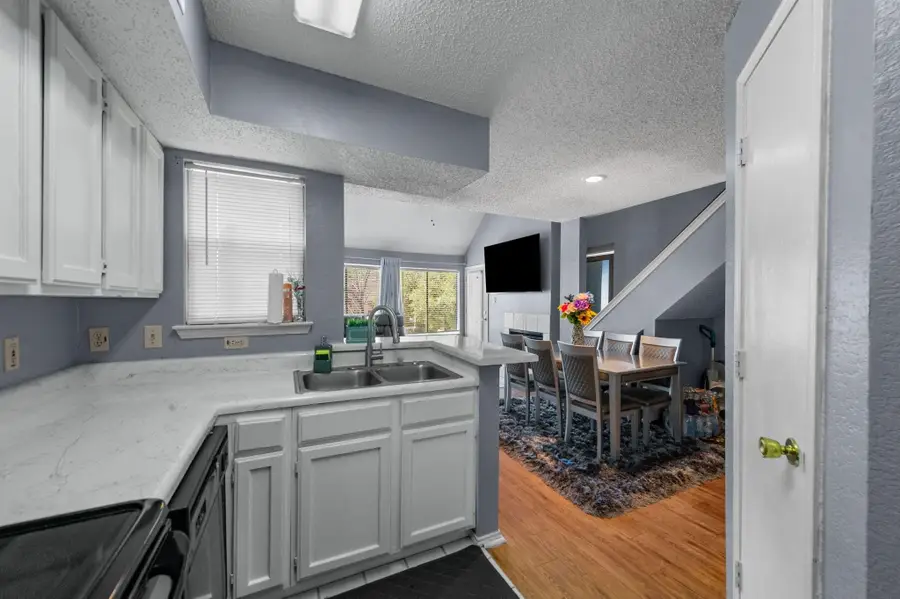9815 Walnut Street #204, Dallas, TX 75243 - #3