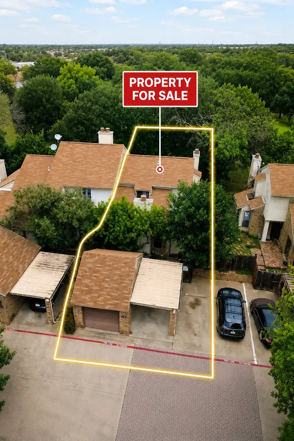 219 Shady Lane Drive, Fort Worth, TX 76112