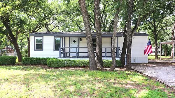 2008 Dorothy Drive, Burleson, TX 76028