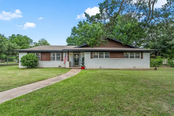 600 S Andrews Drive, Robinson, TX 76706