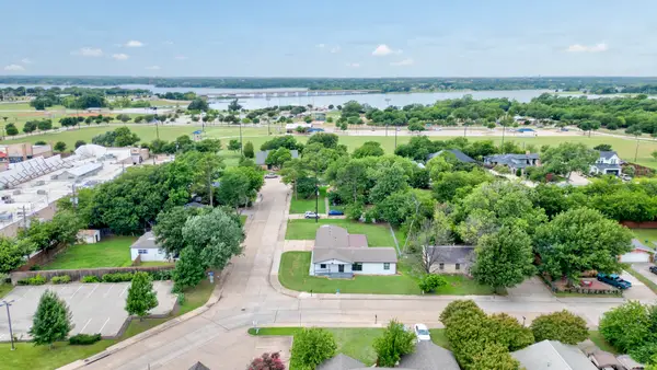 105 E Park Street, Little Elm, TX 75068