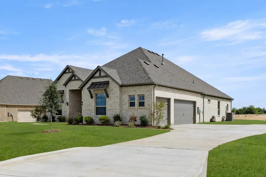 124 Evanston Court, Rhome, TX 76078 - #2