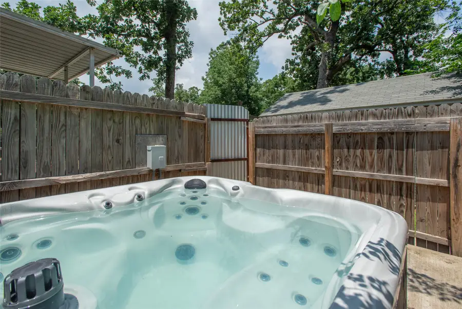 630 Cedarcrest Drive, Tool, TX 75143 - #2
