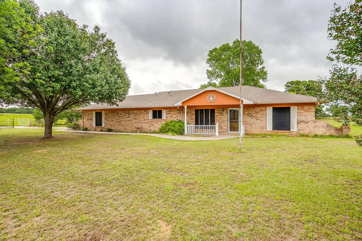 1288 Fm 67, Covington, TX 76636 - #1