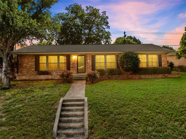 2349 Mount Carmel Drive, Waco, TX 76710