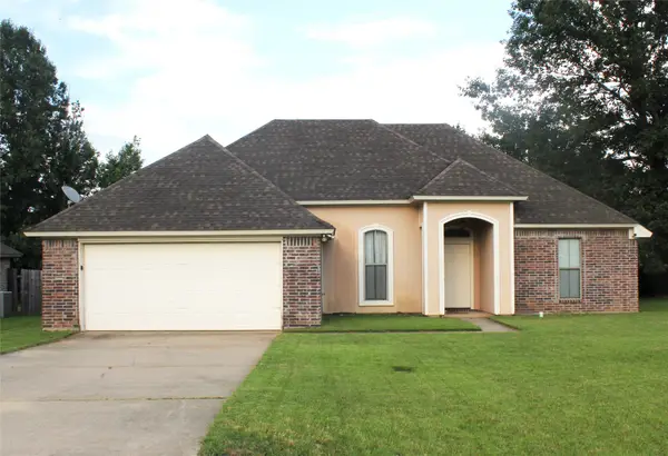 10137 Canyon Oaks Drive, Keithville, LA 71047