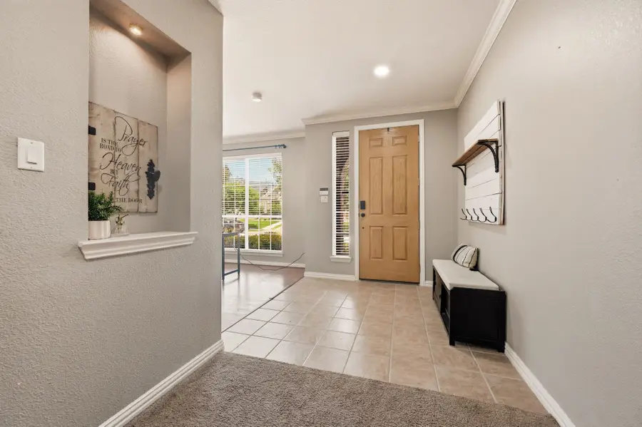 9113 Chardin Park Drive, Fort Worth, TX 76244 - #2