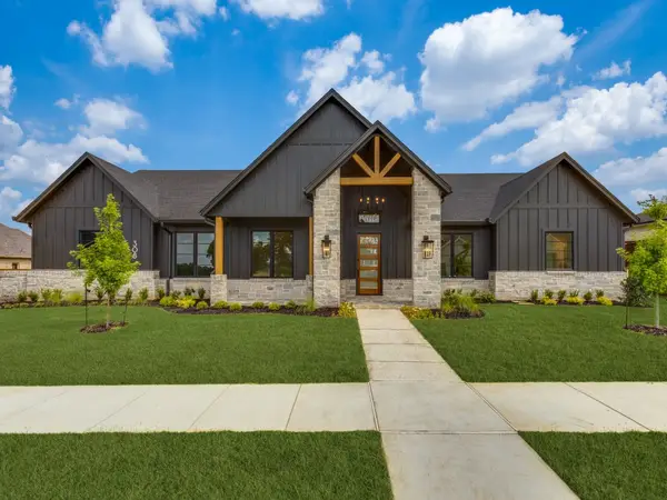 308 Meadowlands Drive, Denton, TX 76210