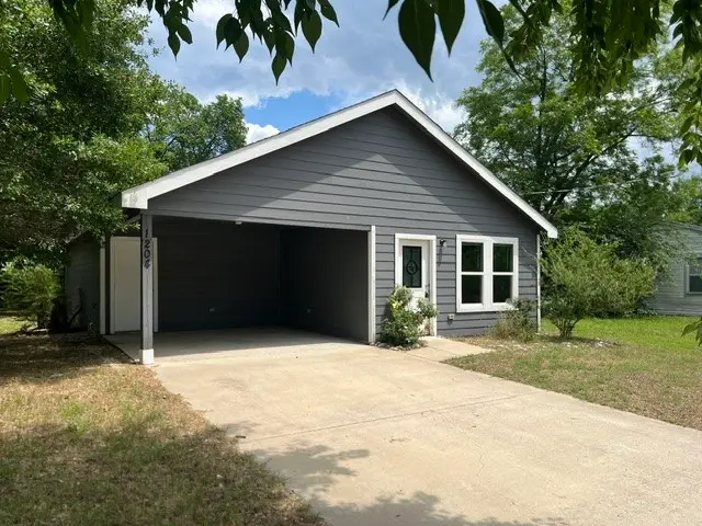 1204 Craddock Street, Commerce, TX 75428 - #2