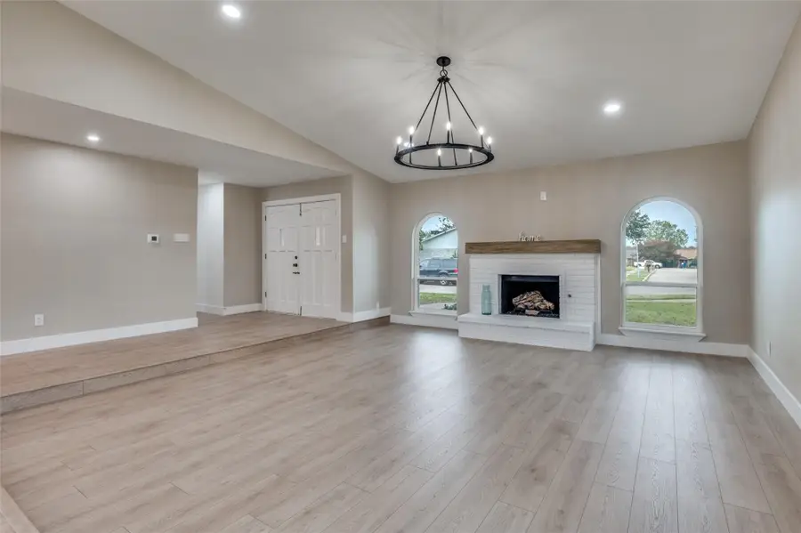 1912 Primrose, Carrollton, TX 75007 - #3