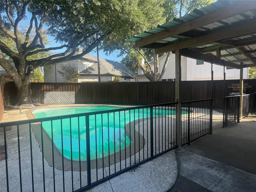 9916 Fieldcrest Drive, Dallas, TX 75238 - #2