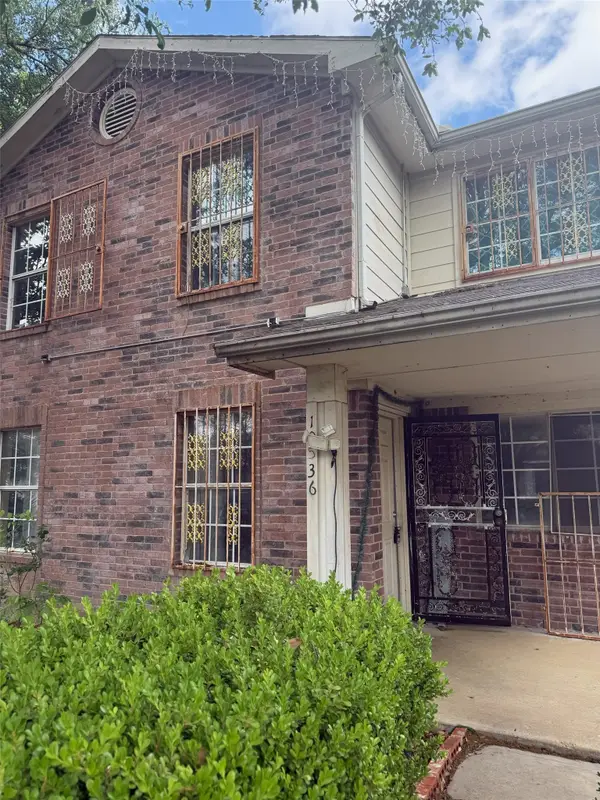 10536 Blackjack Oaks Drive, Dallas, TX 75227