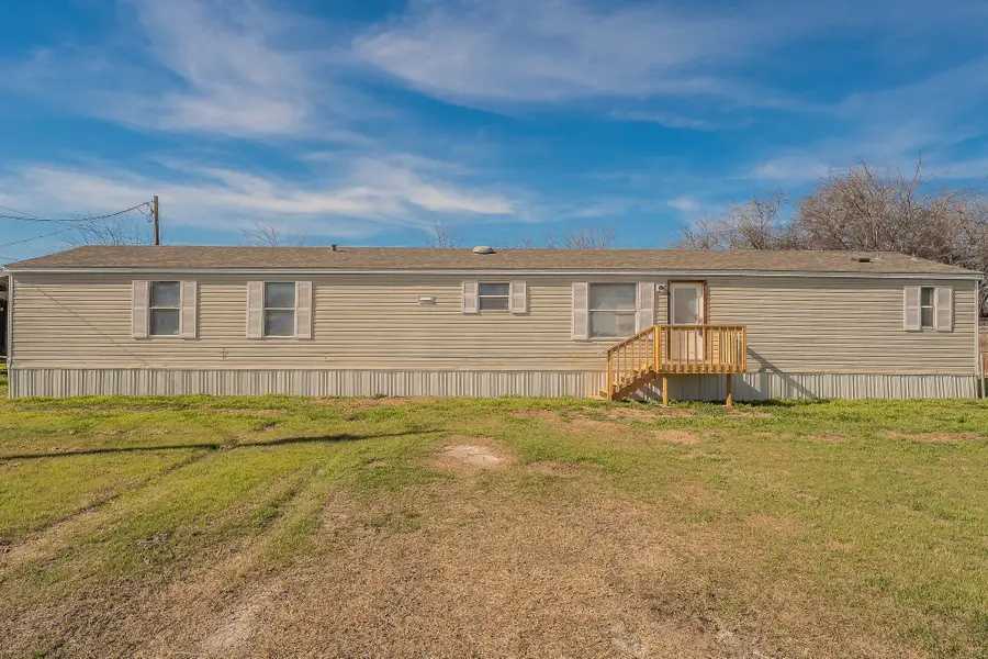 912 Skylar K Drive, Granbury, TX 76049 - #2