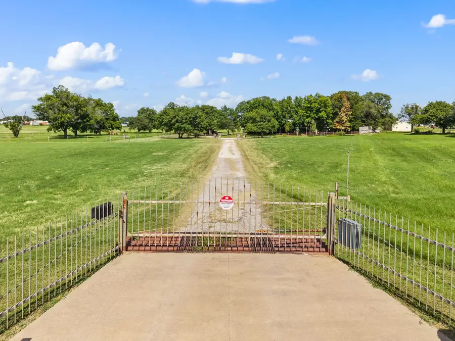 515 New Highland Road, Springtown, TX 76082 - #3
