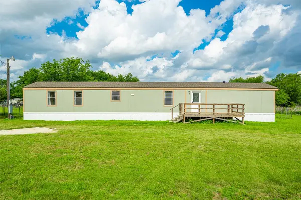 7009 Karen Lane, Joshua, TX 76058