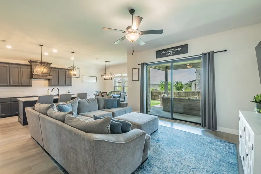 508 Hillcrest Circle, Justin, TX 76247 - #3