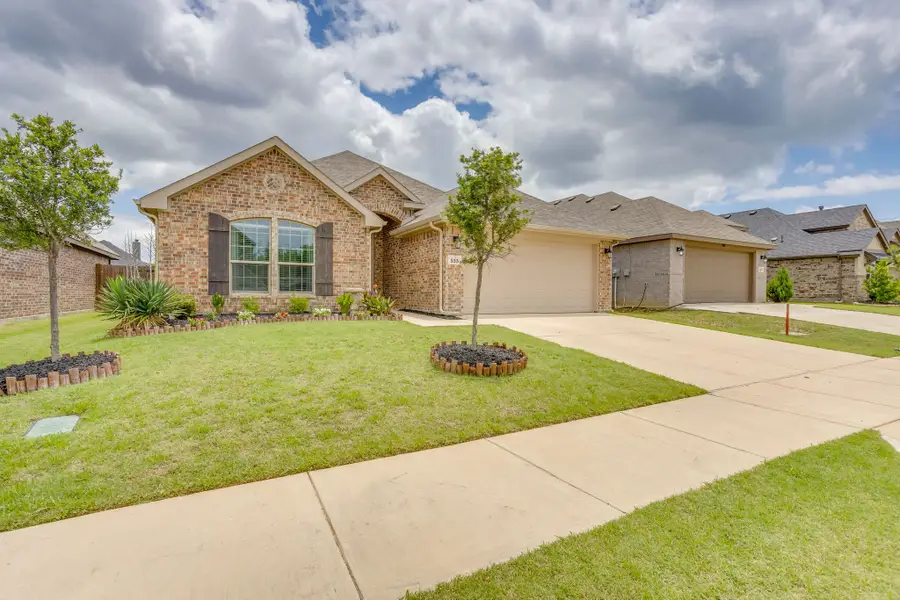 533 Lela Circle, Keene, TX 76059 - #2