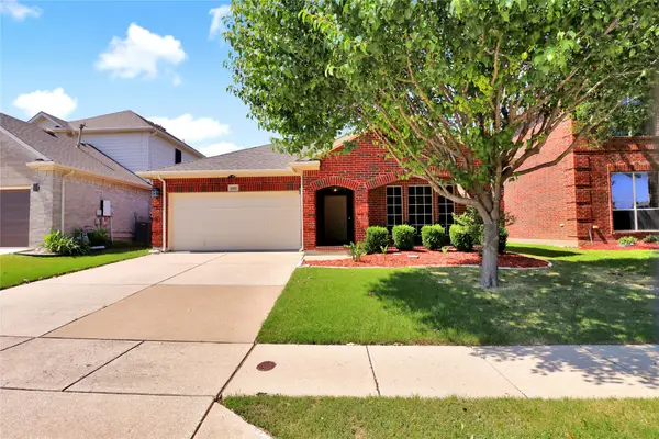 6045 Horse Trap Drive, Fort Worth, TX 76179