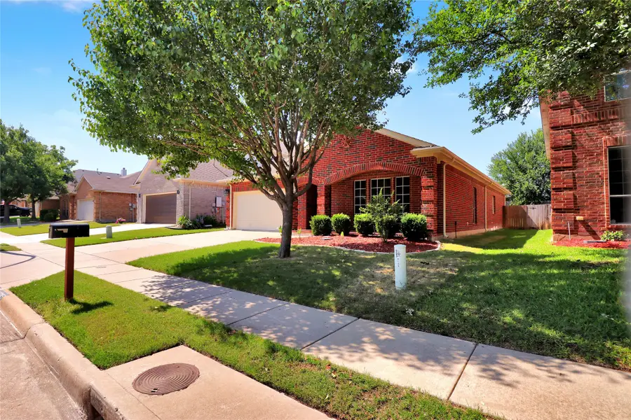 6045 Horse Trap Drive, Fort Worth, TX 76179 - #2