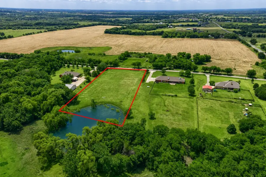 900 Hodgins Road, Van Alstyne, TX 75495 - #2